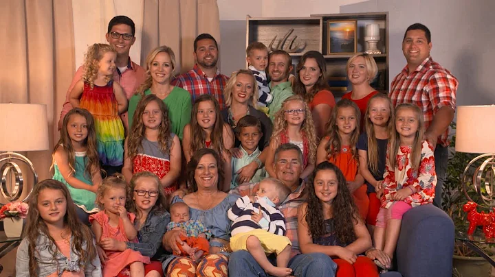 26 People In One House?! Meet The Putmans!