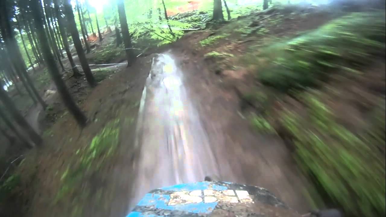 Raw & Wet - Singletrail-variation Winterberg fright night