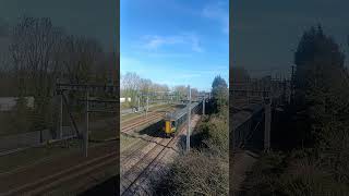 GWR 387161 &amp; 387170 passing Minster Way footbridge 2/3/26