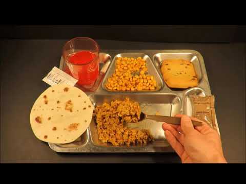 تجربه اكل وجبات الجيش الامريكي