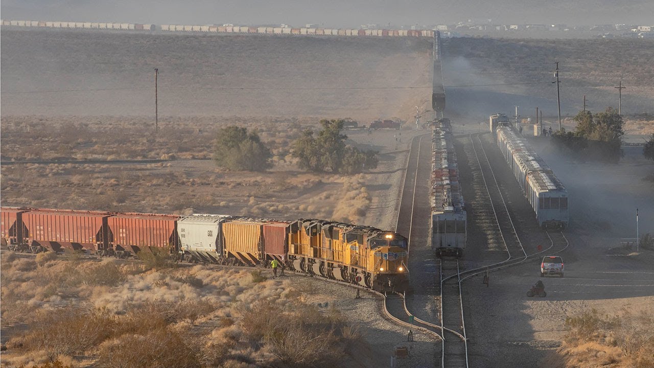Black Friday Trona Railfanning