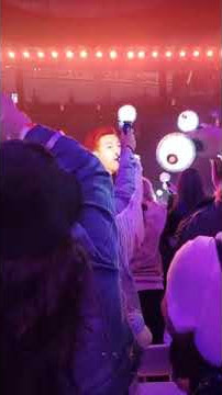 NAMJOON HAS RED HAIR FOR DAY 3 CONCERT !!! #PTD_ON_STAGE_LA