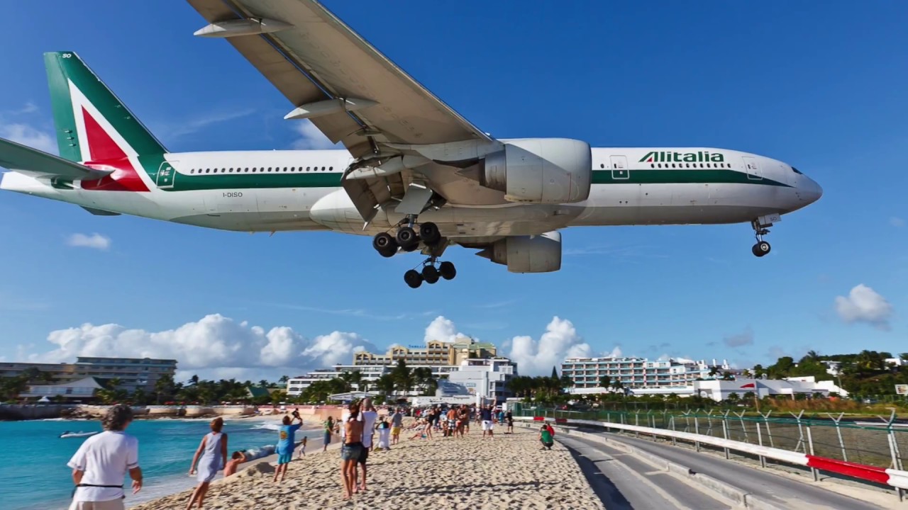 TOP 15 MOST DANGEROUS AIRPORTS IN THE WORLD (Infinite Flight)