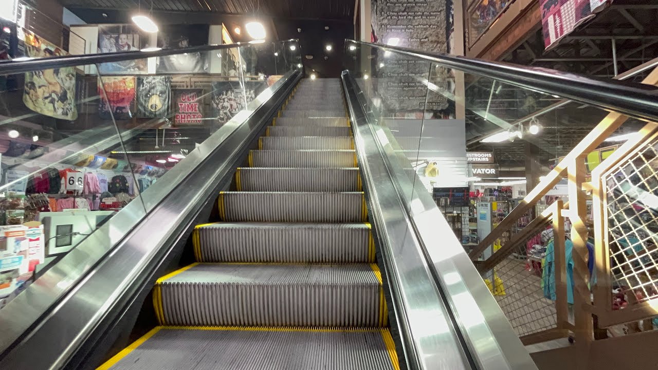 KONE Escalator | Three Bears General Store | Pigeon Forge,TN