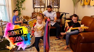 Colt Clark and the Quarantine Kids play 'Honey Don't'