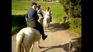 Rutas a caballo - Aventuras a caballo -Paseo por el valle de Salamir.Lamuño-Cudillero, Asturias.