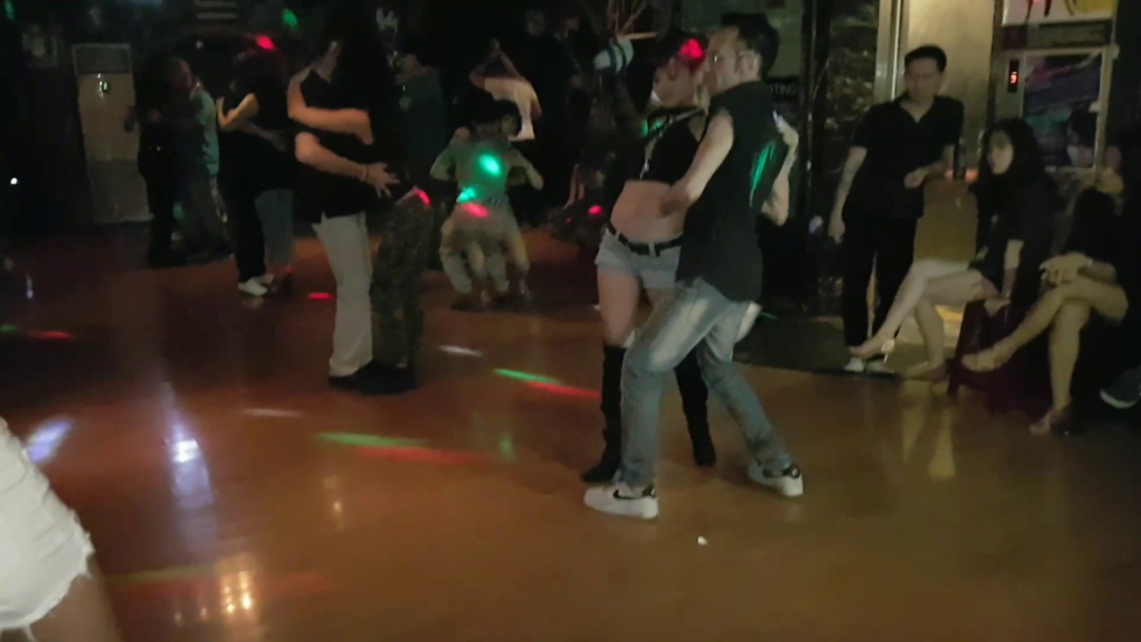 Stefano (Versus) and Sao Mai (Beso Latino Vietnam) Kizomba At Kizomba Weekend Hanoi May 2017