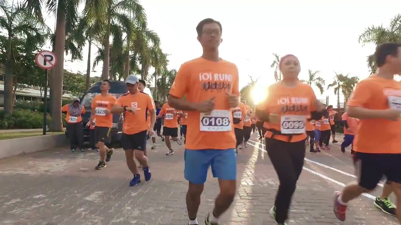 IOI City Mall Run 2016 - YouTube