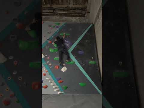slippery and slopery #bouldering #climbing #climb #climbe...