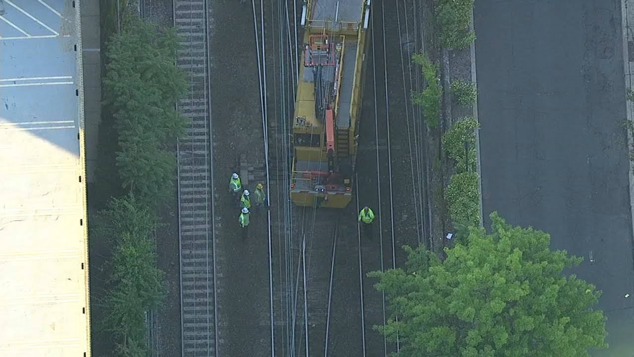 nj-transit-work-train-derails-in-summit-youtube