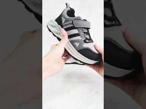 Стильні, комфортні дитячі кросівки на липучці для хлопчика в РОЗМІрах 34, видео 1