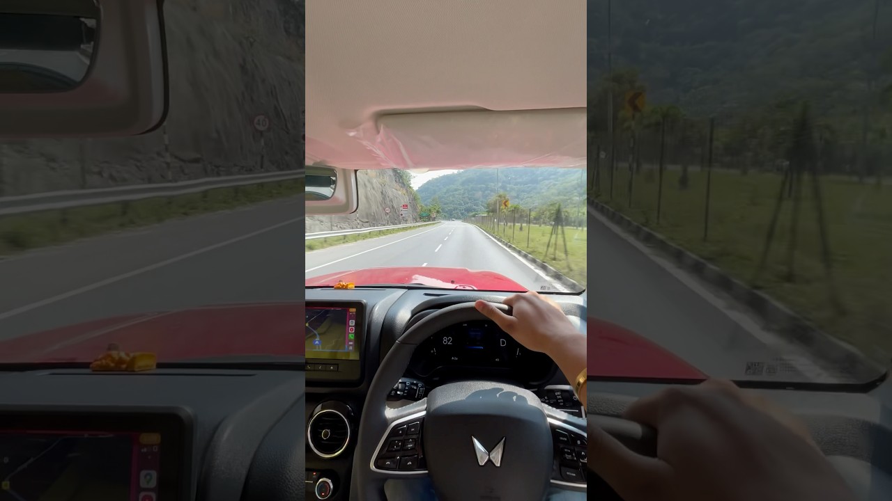 Thar Roxx Highway Drive 