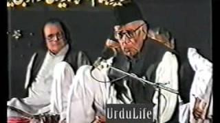 Tabish dehlvi a big name in urdu poetry. enjoy his unique style of
reading as well www.urdulife.com producer: amjad sheikh