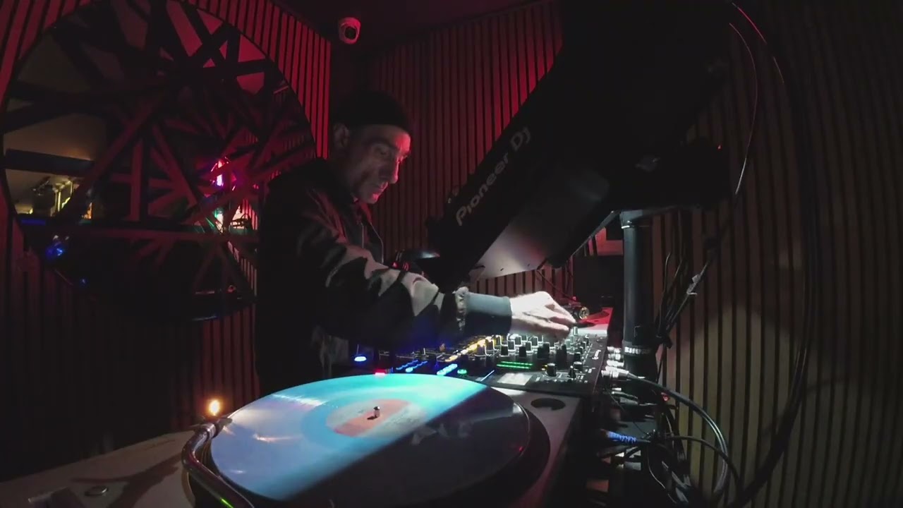 The Deep End 023