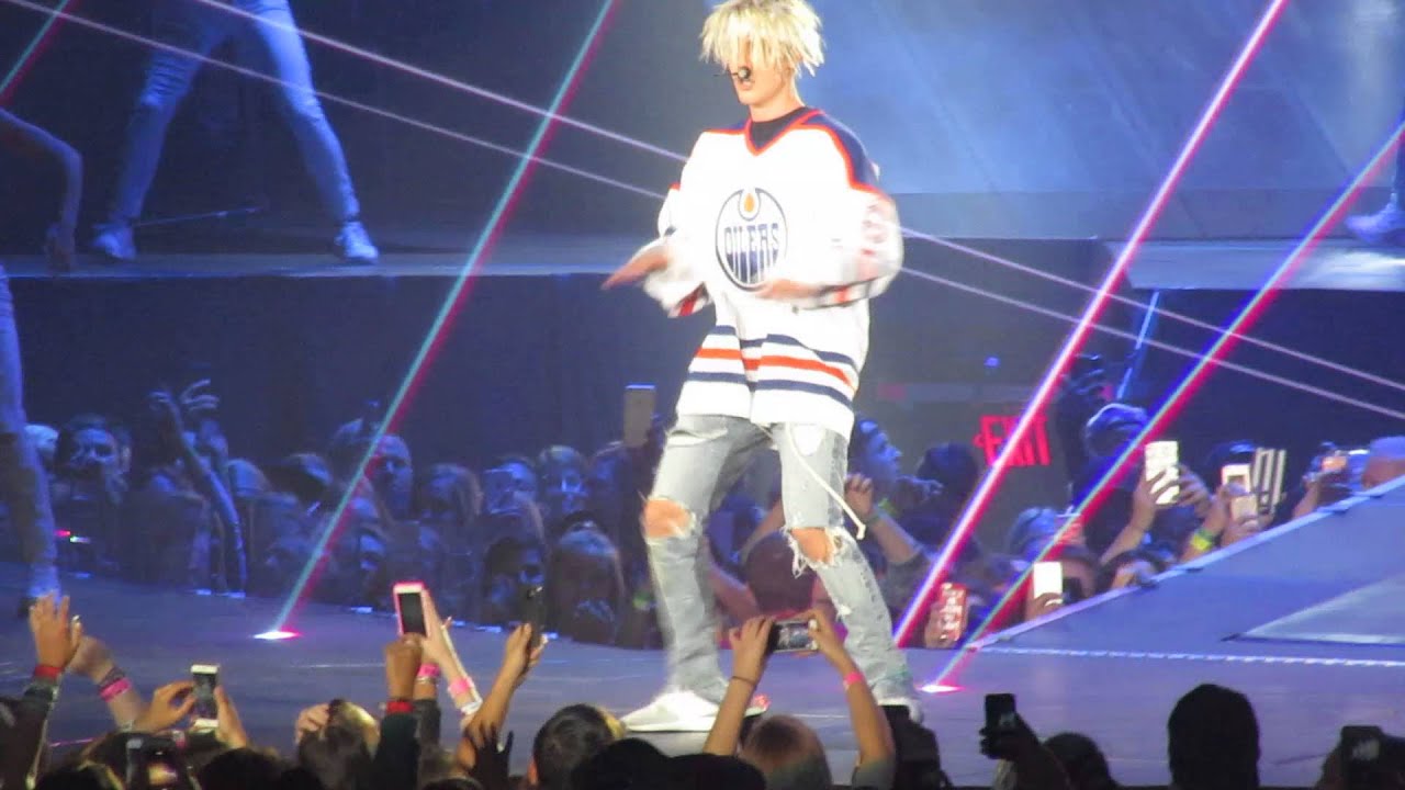 Justin Bieber - Where Are U Now #2 (San Diego, CA) 3/29/16 - YouTube