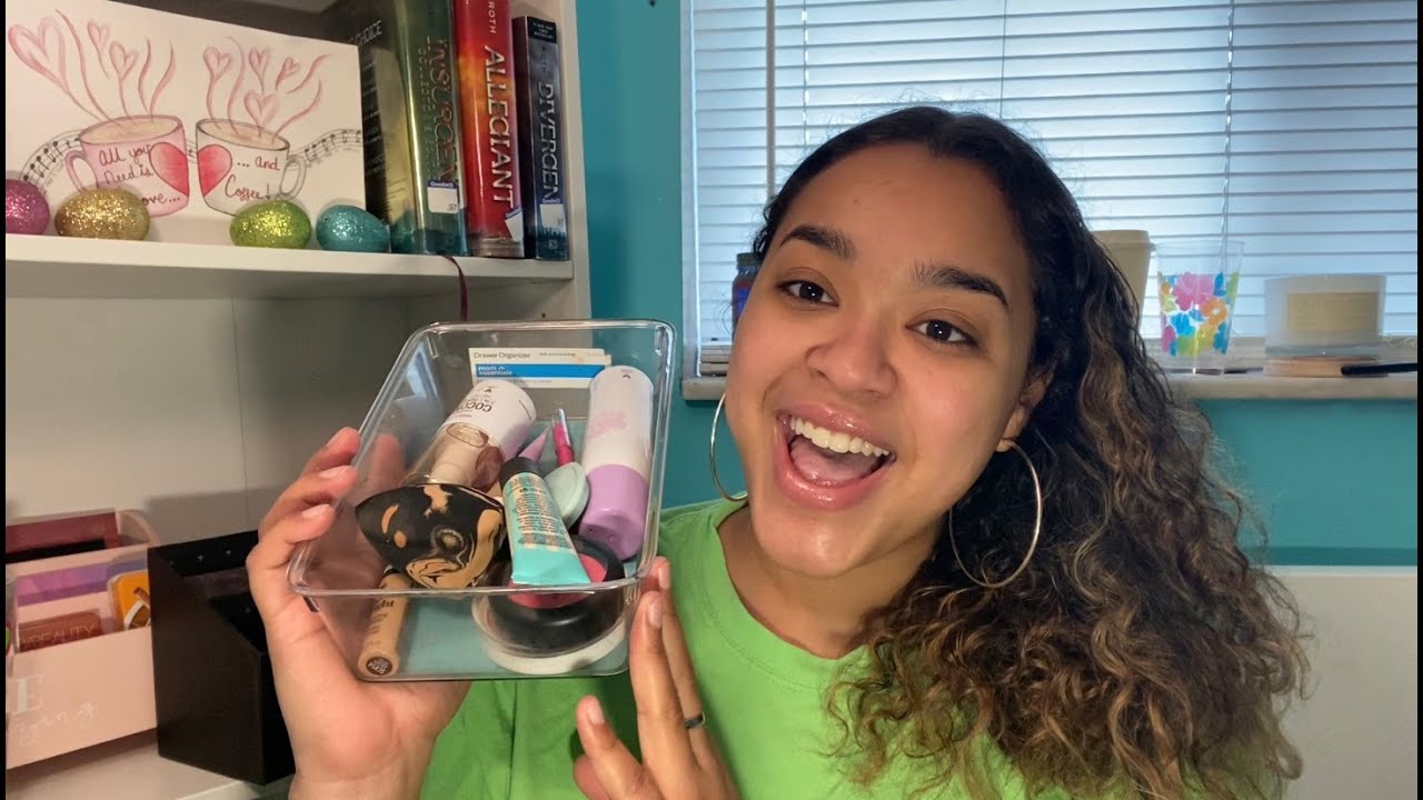 APRIL MAKEUP FAVORITES // 2020 - YouTube