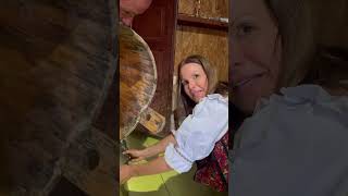 Pentru cine zice că brânza e scumpă … habar n-au câtă muncă e 🙏🏻 #romania