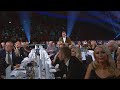 Här lurar Henrik Schyffert landslagsspelarna på Fotbollsgalan - TV4 Sport