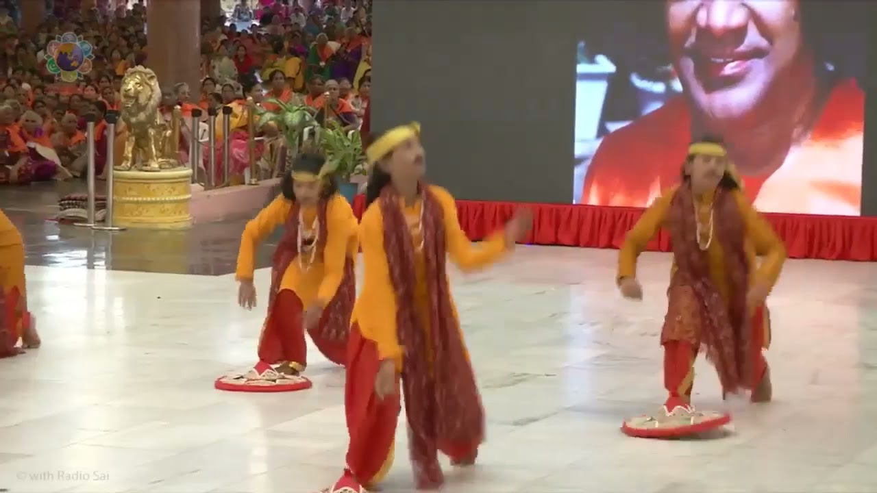 Dance drama by the devotees from Prakasam district Day 2, Andhra Pradesh   30 June 2019 Trim