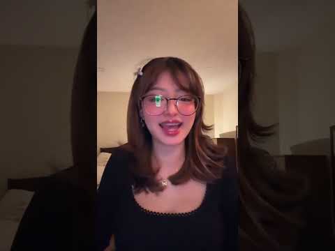 كنت قاعدة قولت اما افتح اصورلي فيديو وانا لوحدي في البيت دا شكلي بجد 