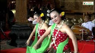 Tari Gambyong Pareanom. Classical Javanese Dance. By Ema, Susi, Tutik