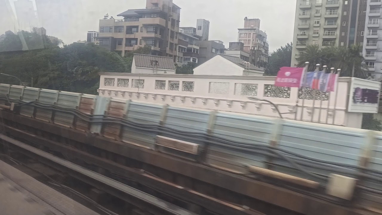 taipei-mrt-brown-line-ride-youtube