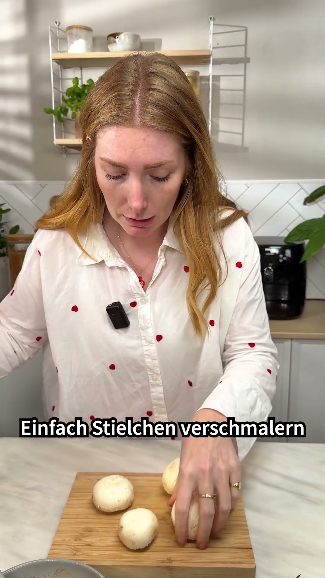 Würzige Ofenchampignons in knusprigem Fladenbrot, mit marinierten Quäse ...