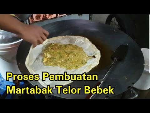 Pembuatan Martabak Telor Bebek