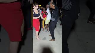 Fanio de Araújo & Nikolett Hamvas, Kizomba dance in Angola Kizomba na Rua (Avè'w doudou - Kassav)