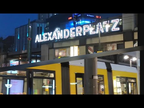 Video: Ako Sa Dostať Na Dlhú Noc Vedy V Berlíne