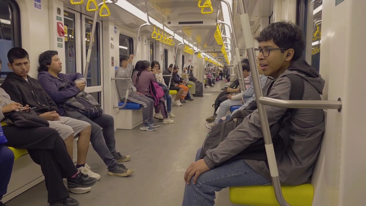 🇵🇪El METRO DE LIMA (LINEA 2) de NOCHE 2025 es IMPRESIONANTE 