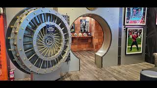Inside Tom Brady's Card Vault in Las Vegas, Collectables, Sports Cards