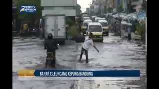 Diguyur Hujan Deras, Banjir Cileuncang Kepung Bandung