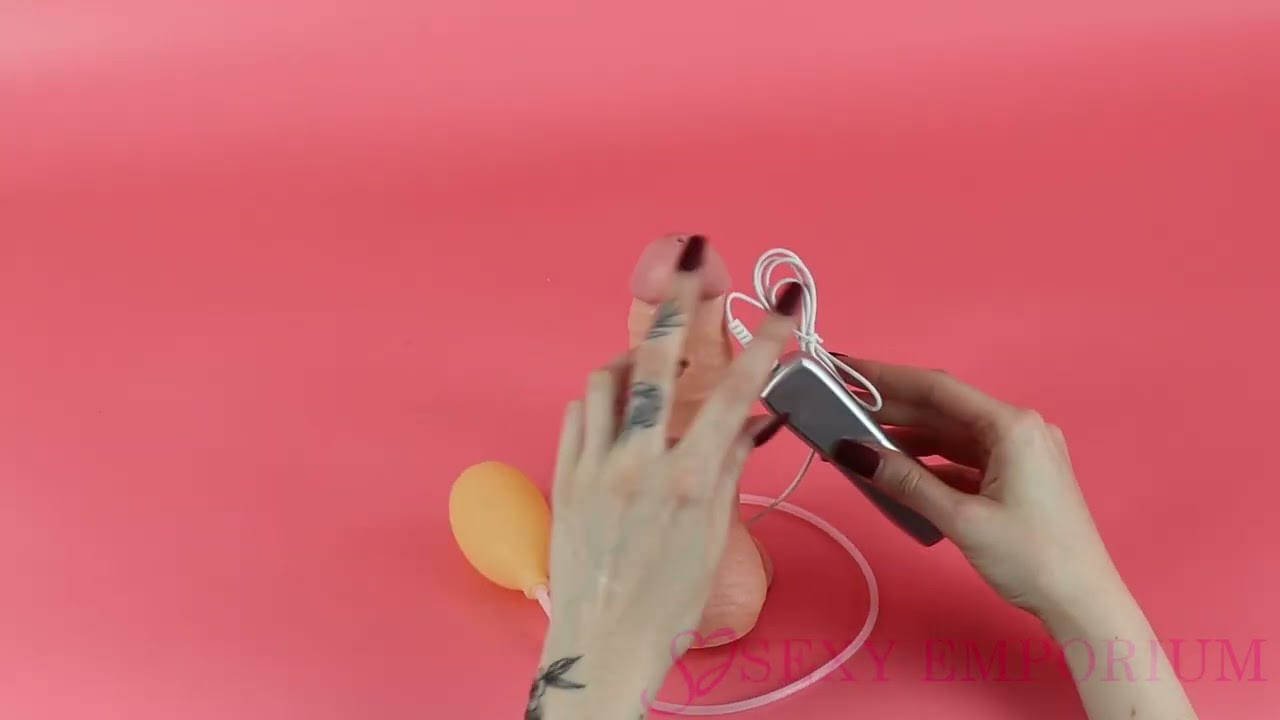 7.5 Inch Vibrating & Ejaculating Dildo Flesh