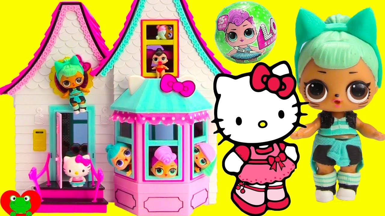 LOL Surprise Dolls Move In With Hello Kitty Doll House 