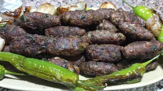 Karbonat Ve Li̇mon Suyu Ekleyi̇n Sonucu Görün Patmak Köfte Tari̇fi̇ Baska Tari̇f Aramayin