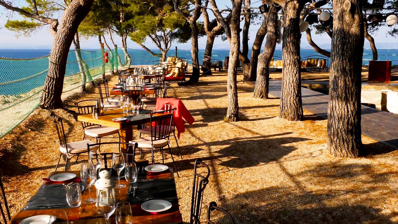 Restaurant FORT Vis YouTube