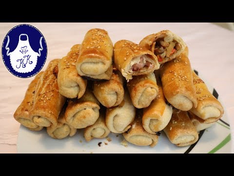 Ein würziges Käsebällchen auf einer Salzstange: So lecker wie dieses Rezept aussieht, so leicht ist . 