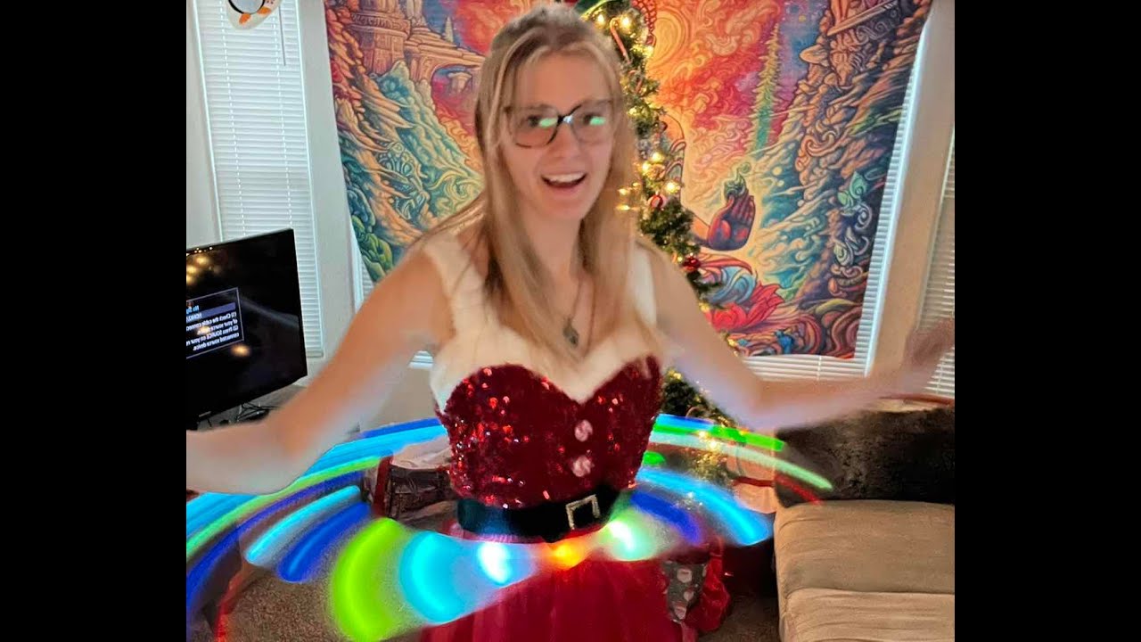 Holiday Vibes LIVE 🎄💫 | Opening My Advent Calendar + LED Hoop | Come Say Hi