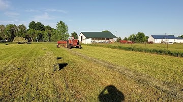 Baling hay with Allis 190xt and New Holland 320 baler