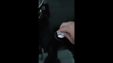 How to make simple fried egg  (An english procedure text video project)