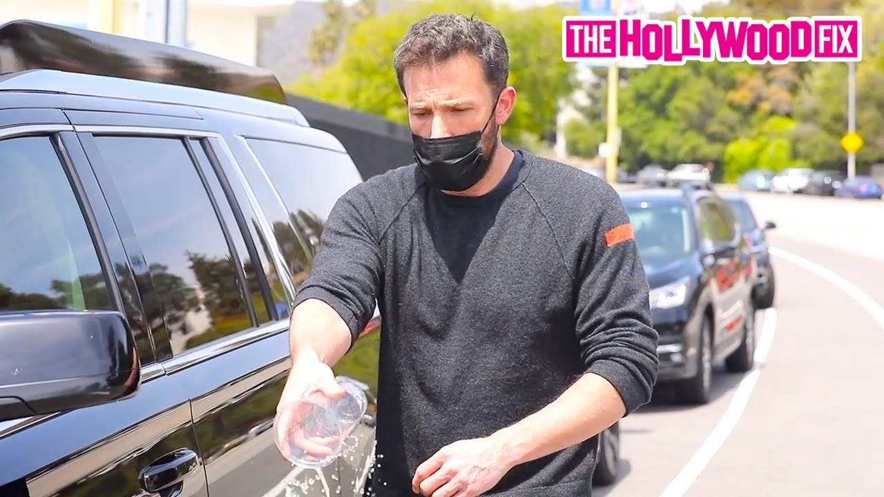 Ben Affleck Throws His Drink At Paparazzi When Asked About J-Lo Dating Rumors With Jennifer Garner