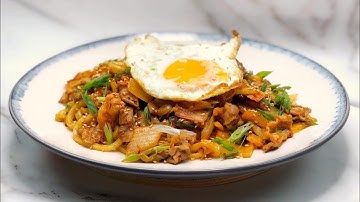 How to make Kimchi Pork Udon Stir-Fry | Sre’s Kitchen