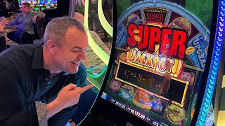 FIRST TO EVER HIT THE SUPER JACKPOT LIVE!!! 