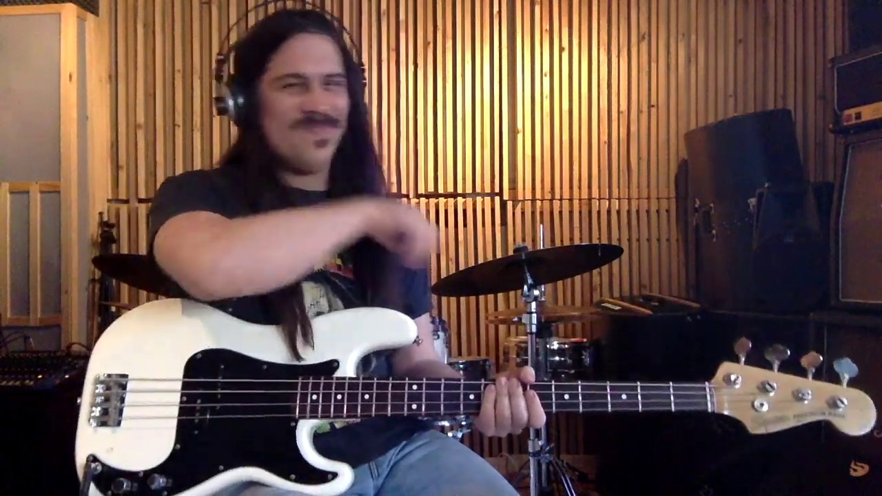 Squier JV Precision Bass + Boss CS-2 = Vintage goodness