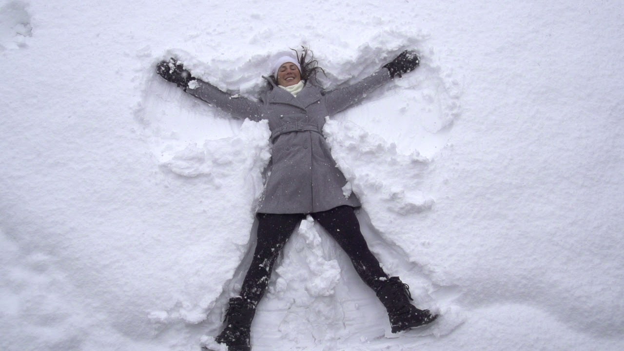 Knus Utrecht maakt een sneeuwengel