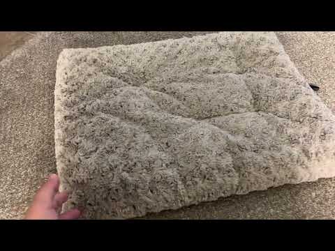 MidWest Homes for Pets Plush Pet Bed Review
