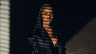 Essii - Pourin Official Video