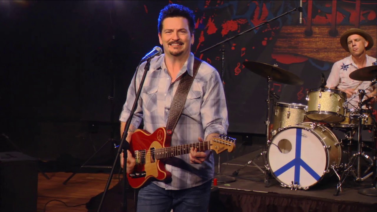 Mike Zito "Wasted Time" LIVE on The Texas Music Scene adlı videoyu YouTube'da izle Mike Zito "Wasted Time" LIVE on The Texas Music Scene adlı videoyu YouTube'da izle