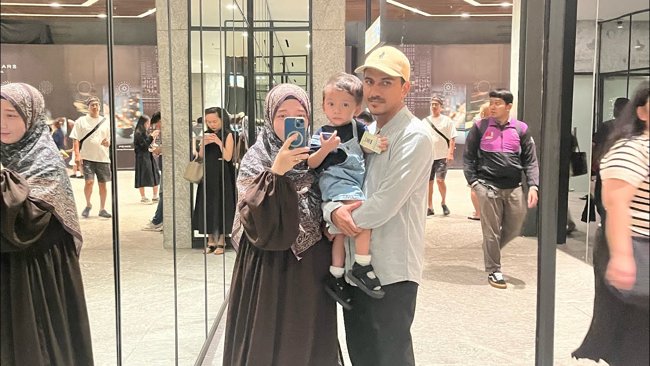 Kebersamaan ayah bunda dan Rais ke mall #kebersamaan #happyfamily #keluargabahagia #keluargakecilku 